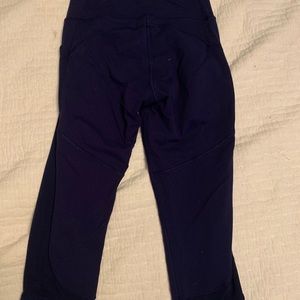 Lulu cropped leggings